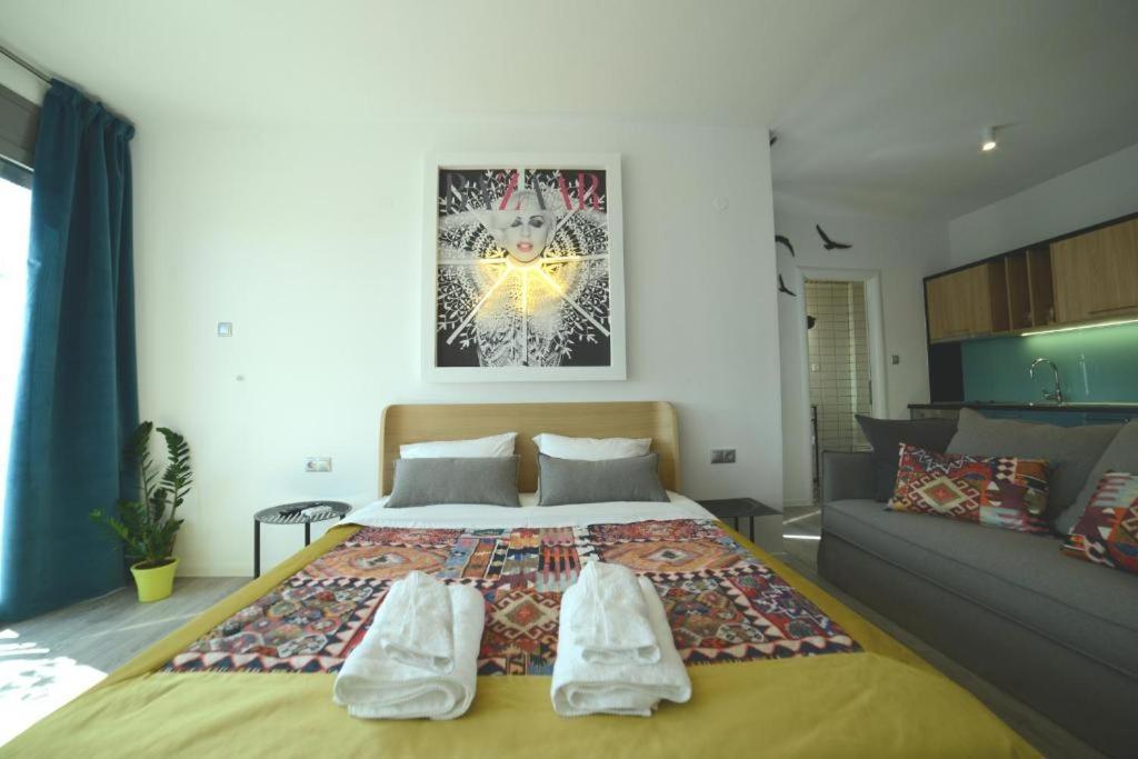 Mazi Rooms Ptolemeon Thessaloniki Exterior photo