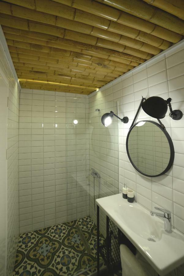 Mazi Rooms Ptolemeon Thessaloniki Exterior photo